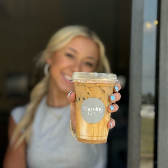 Meet your Posher, Olivia - Picture 4 of 7